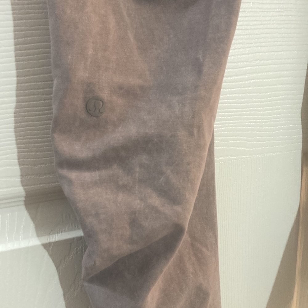 Lululemon Inner Glow Ruched High Rise Legging 10 - Picture 7 of 8